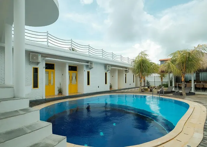 Castle Hostel Canggu (Bali)