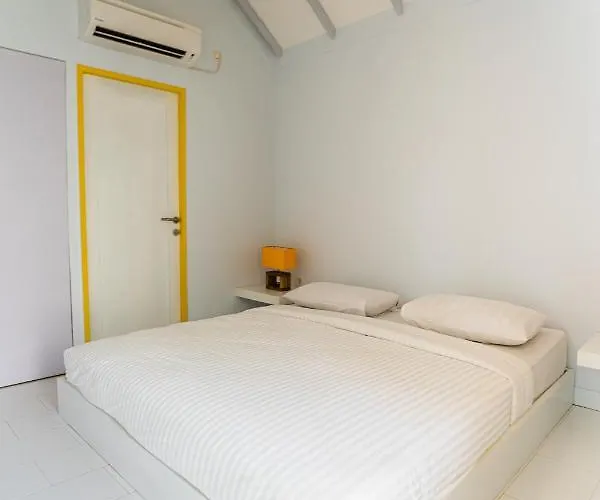 Hostel Castle Canggu (Bali)